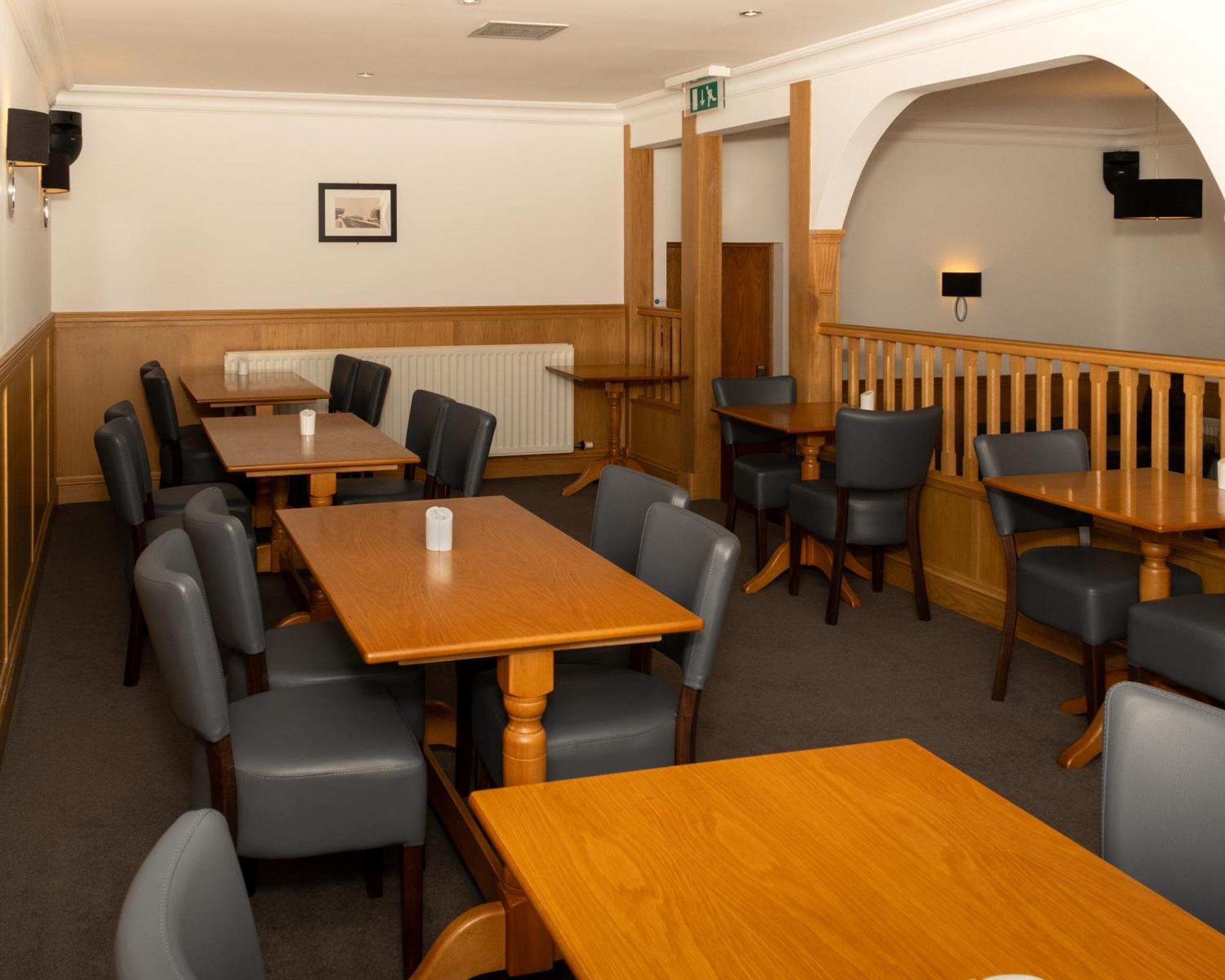Station Hotel Ellon 외부 사진